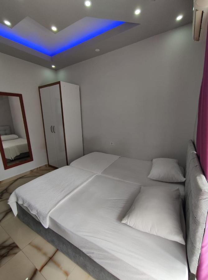 Maldives Apart Otel Αλάνια Εξωτερικό φωτογραφία