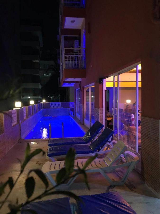 Maldives Apart Otel Αλάνια Εξωτερικό φωτογραφία