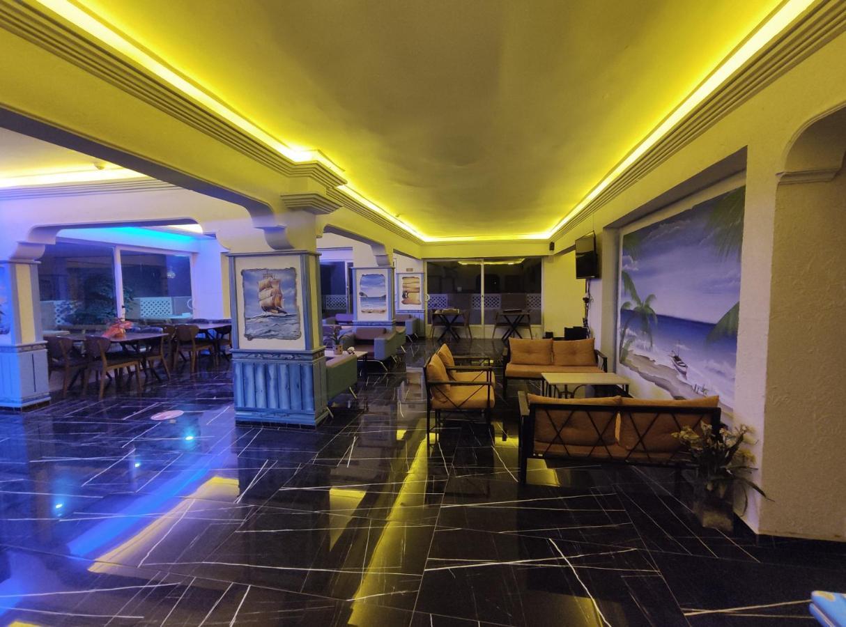 Maldives Apart Otel Αλάνια Εξωτερικό φωτογραφία