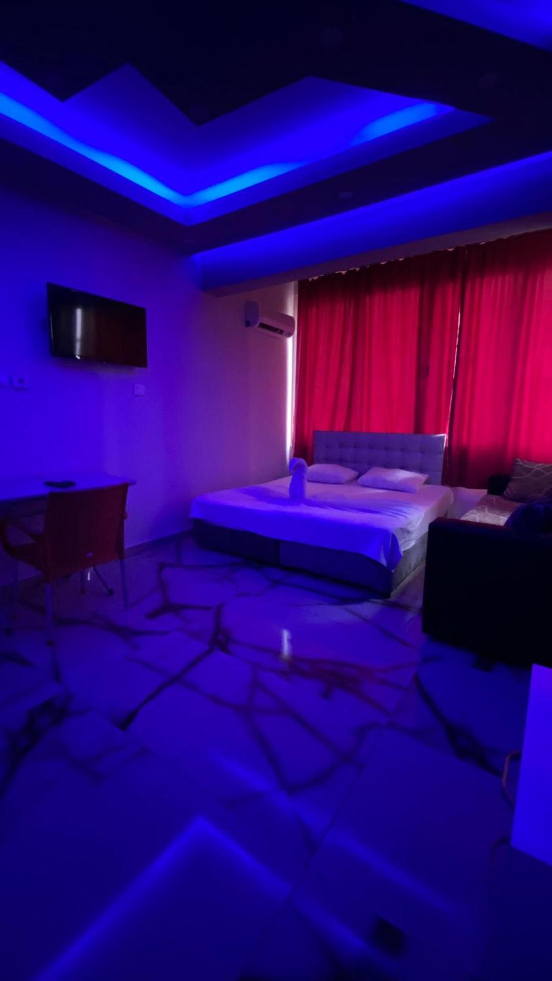 Maldives Apart Otel Αλάνια Εξωτερικό φωτογραφία