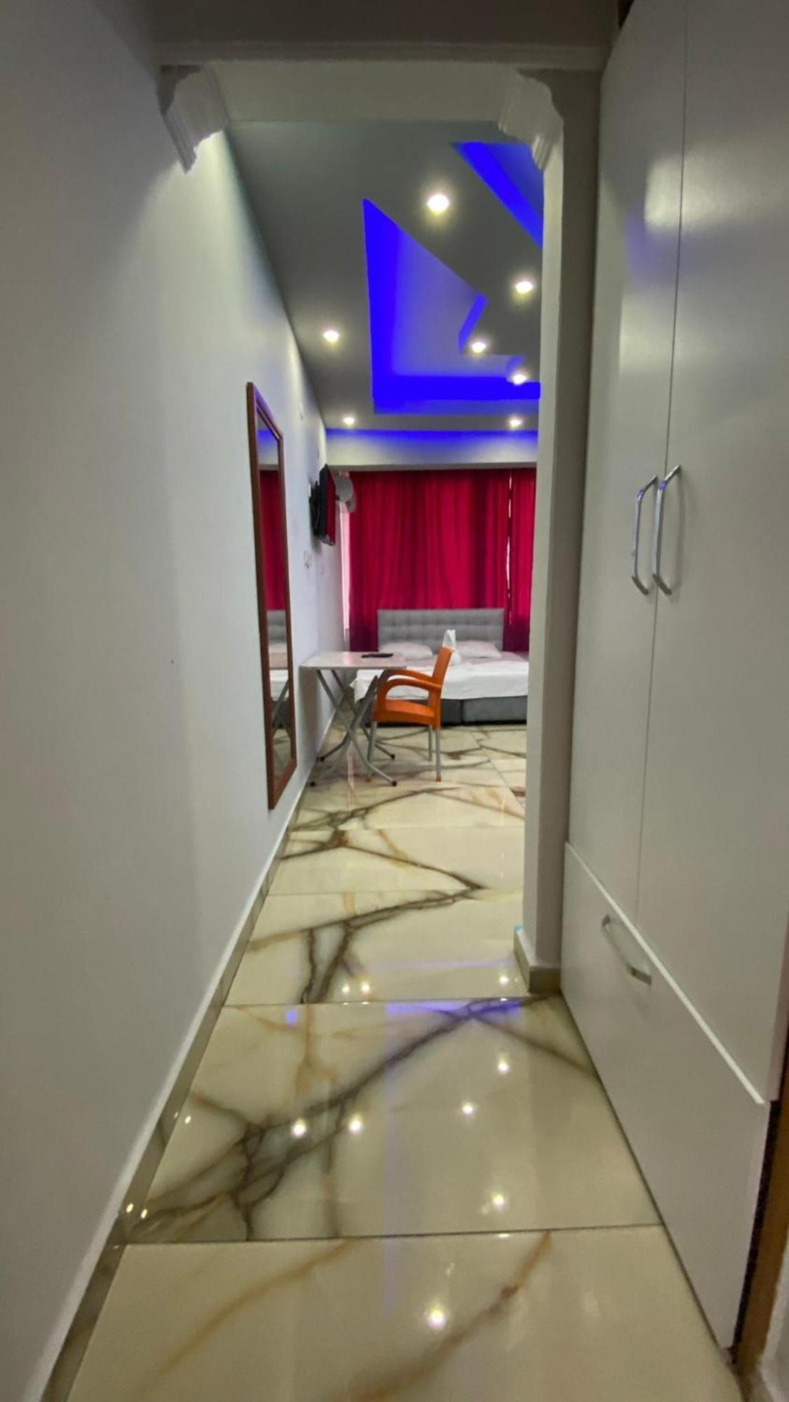 Maldives Apart Otel Αλάνια Εξωτερικό φωτογραφία