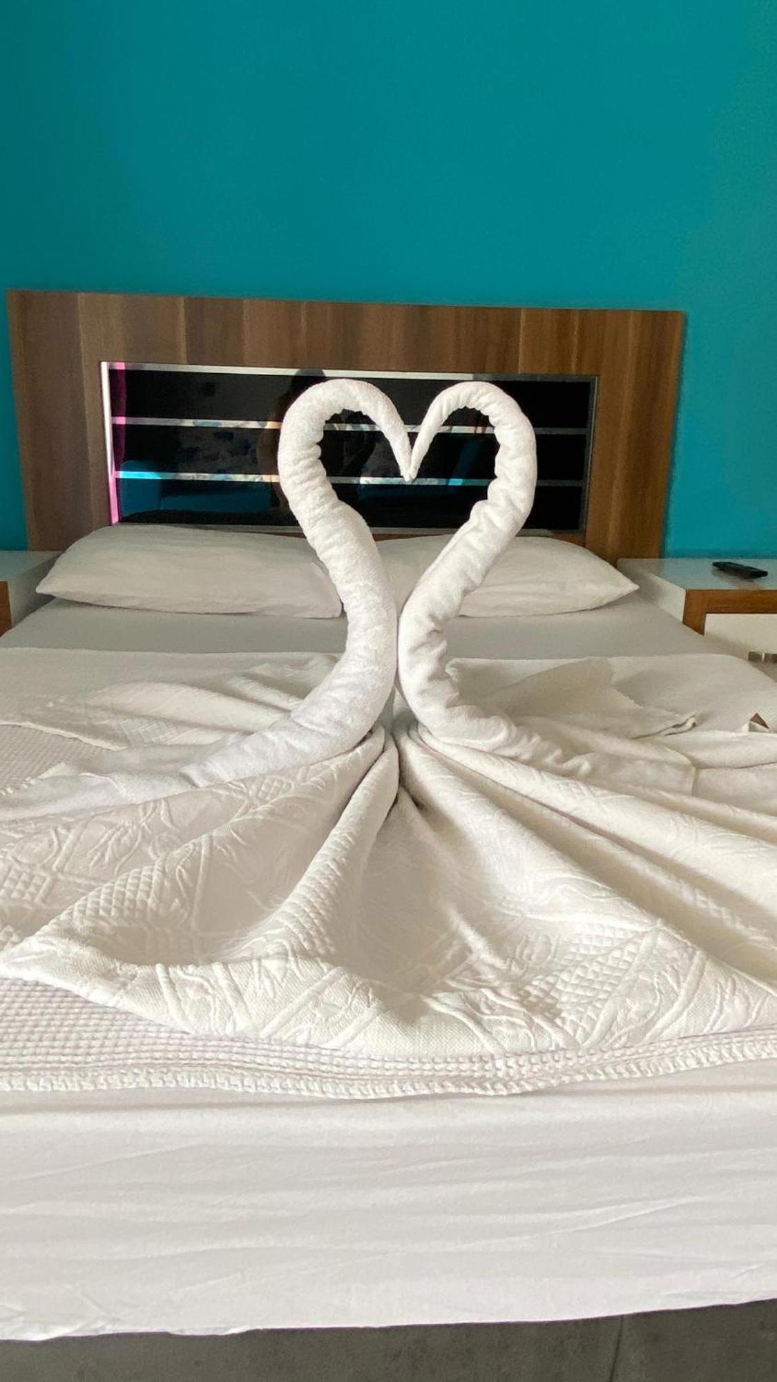 Maldives Apart Otel Αλάνια Εξωτερικό φωτογραφία