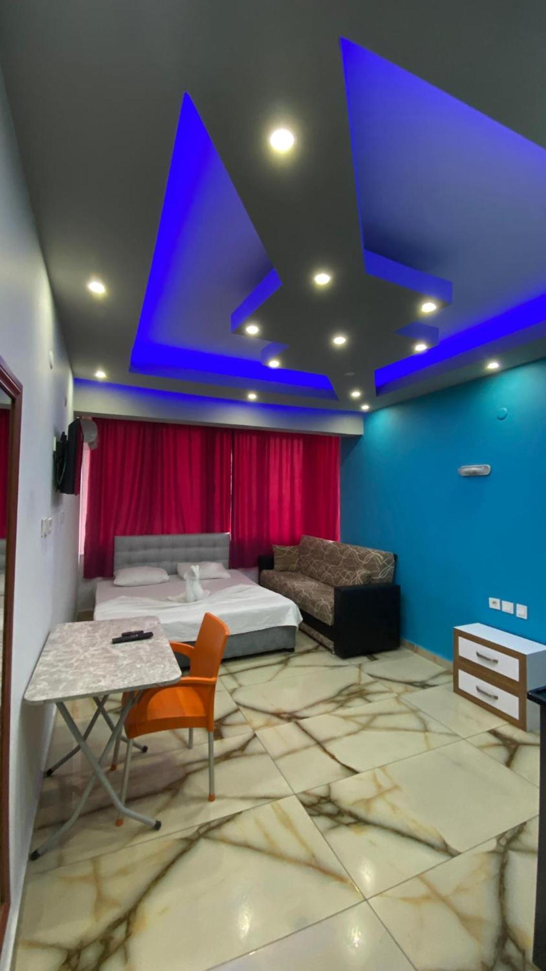Maldives Apart Otel Αλάνια Εξωτερικό φωτογραφία