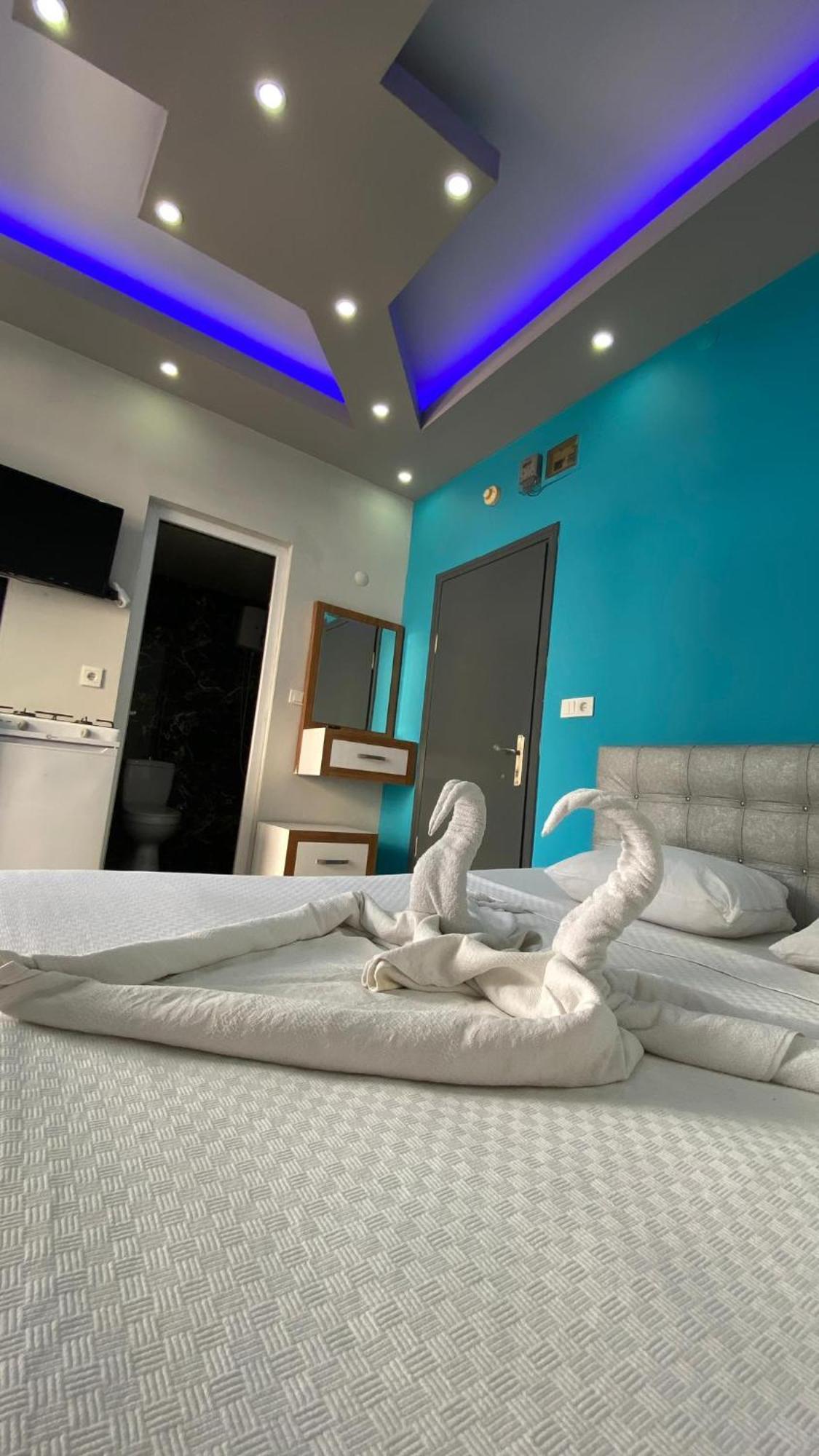 Maldives Apart Otel Αλάνια Εξωτερικό φωτογραφία
